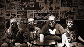 The Punk Syndrome: Παίξτε πανκ!
