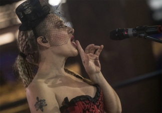 Να μιλάς χωρίς να τραγουδάς: Η αλήθεια του 