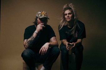 GHOSTWOMAN: Καλώς ήρθατε στον πολιτισμένο κόσμο...