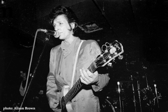 Johnny Thunders: «Ζήσε γρήγορα, πέθανε νέος»... 